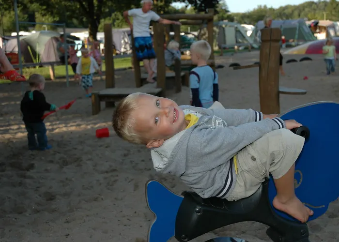 营地 布里鲁普营地